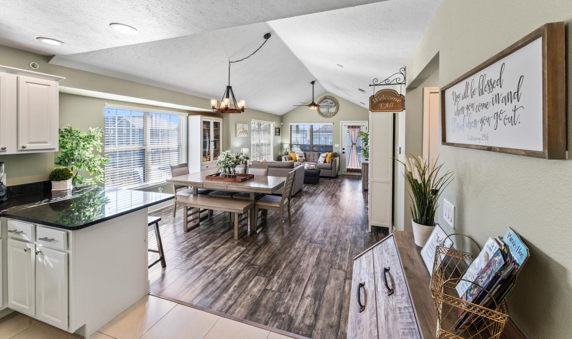 Golf On Site - Walk-In Shower - Jetted Tub - Free Attraction Tickets Included Branson Exterior photo
