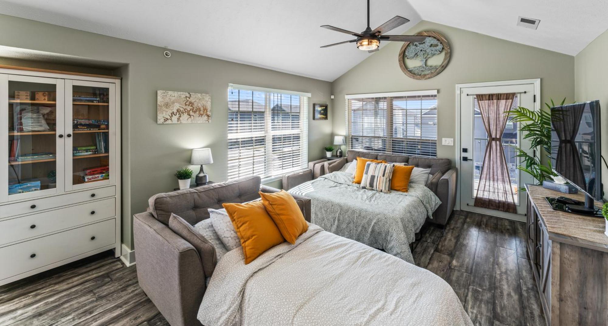 Golf On Site - Walk-In Shower - Jetted Tub - Free Attraction Tickets Included Branson Exterior photo